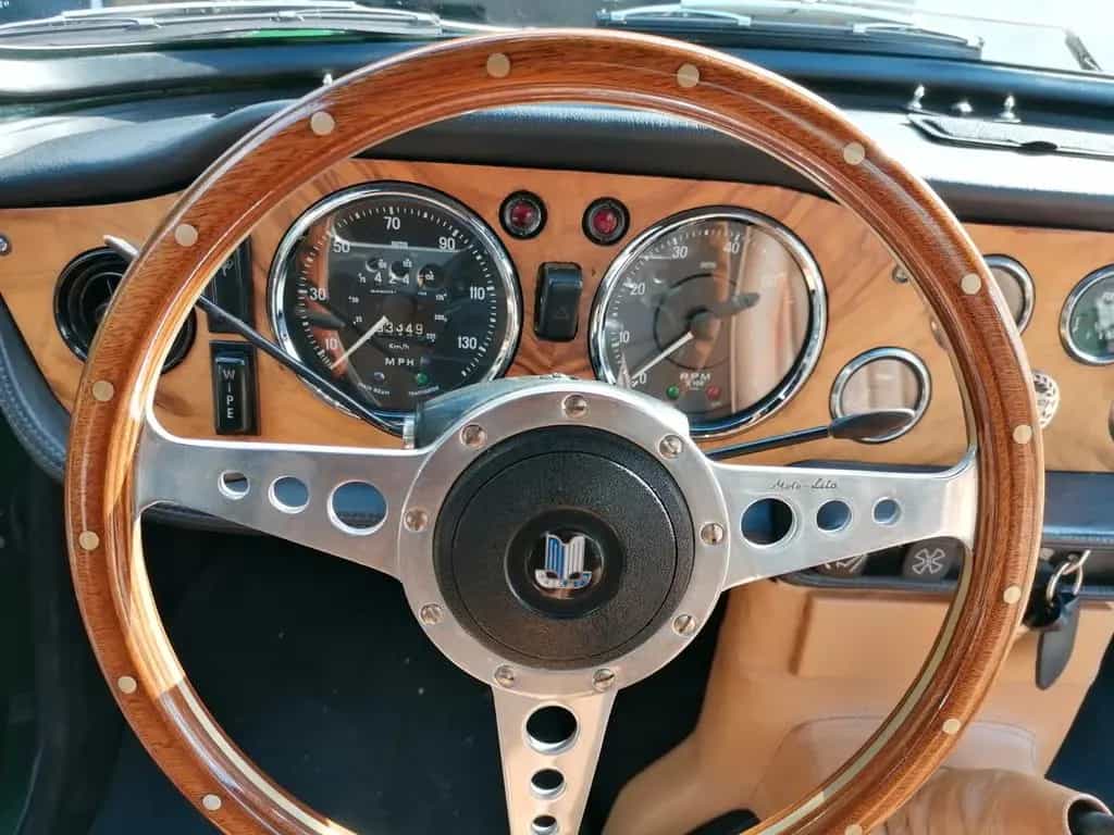 Triumph TR5 TR250 07/1968-photo-10