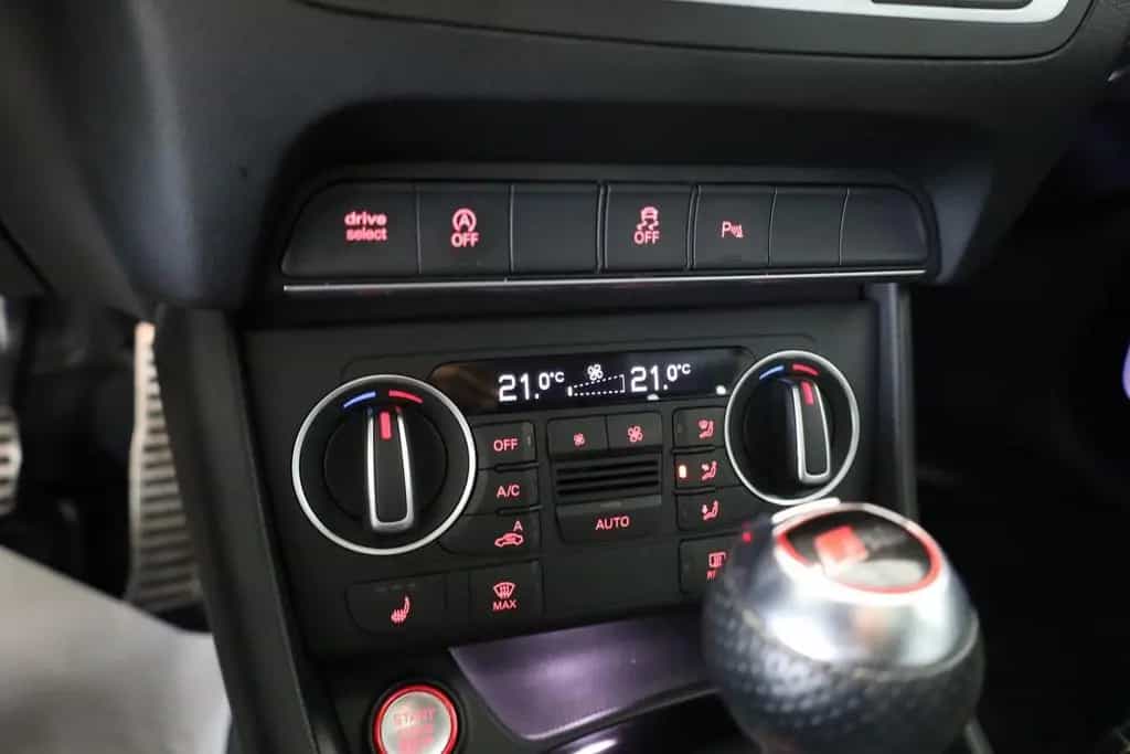 Audi RS Q3 2.5 TFSI quattro performance PANO*KAMERA 11/2016-photo-27