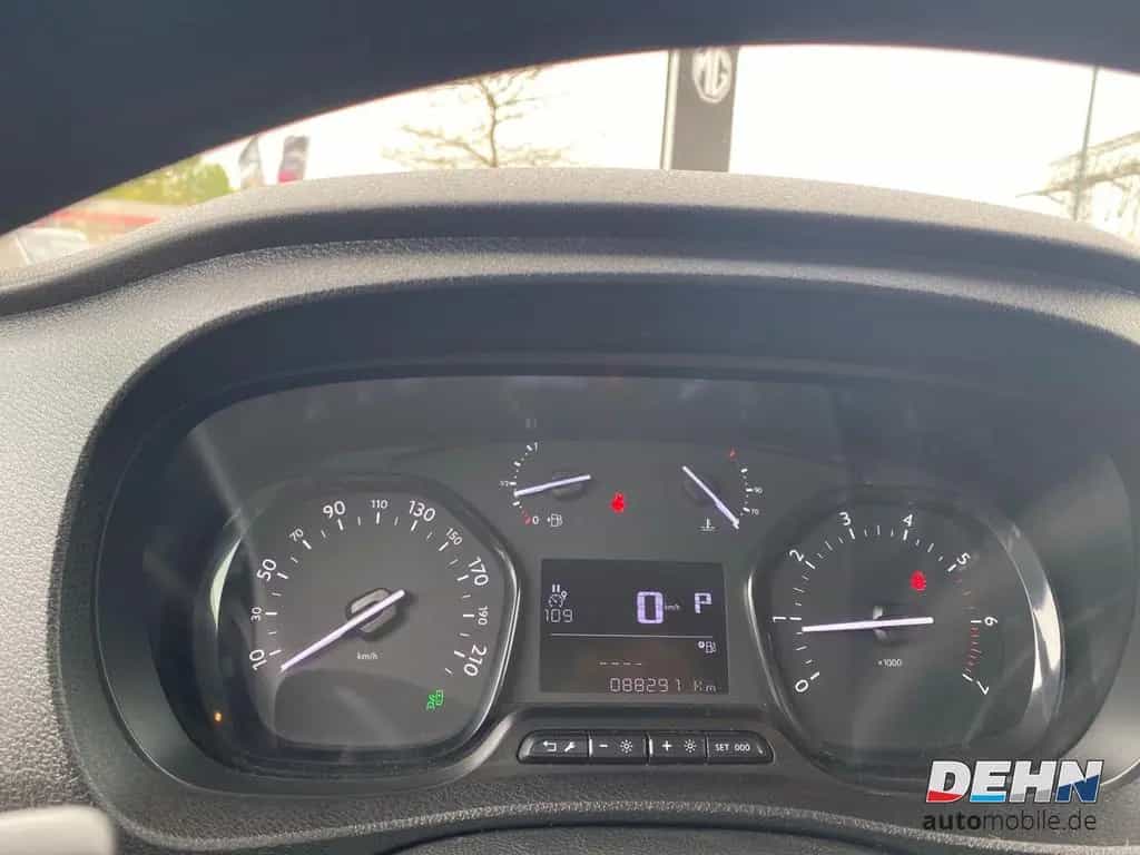 Citroën Spacetourer 2.0 BHDI L Feel SHZ Kamera/Totwinkel 11/2018-photo-9