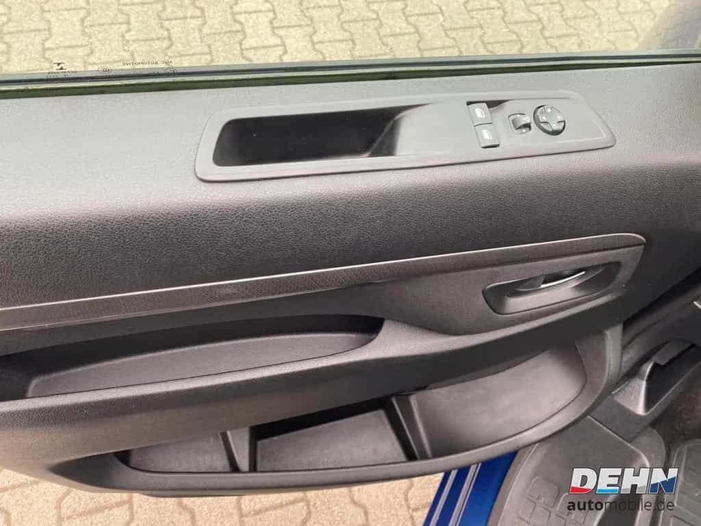 Citroën Spacetourer 2.0 BHDI L Feel SHZ Kamera/Totwinkel 11/2018-photo-17