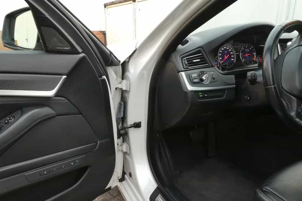 ALPINA D5 3.0 BiTurbo F10 LCI Limousine 03/2014-photo-18