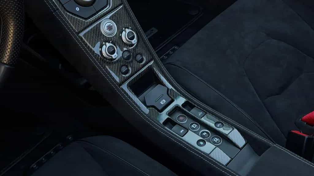 McLaren 650S Spider 09/2015-photo-7
