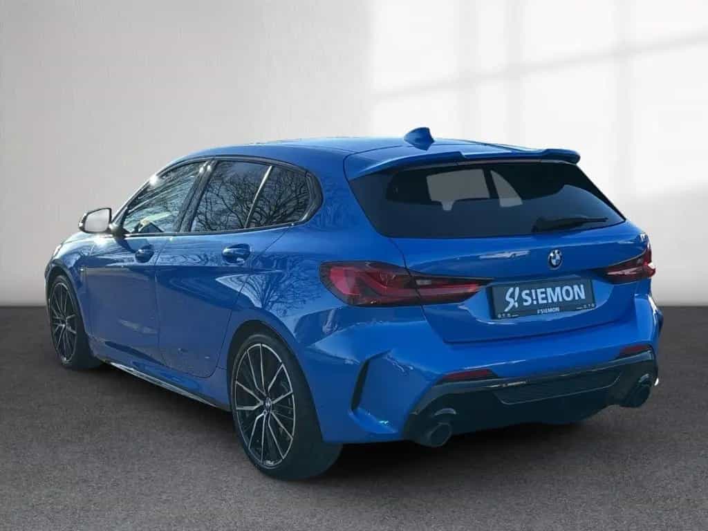 BMW M135 i xDrive M Sport LED Klimaat SHZ Navi PDC 11/2020-photo-2