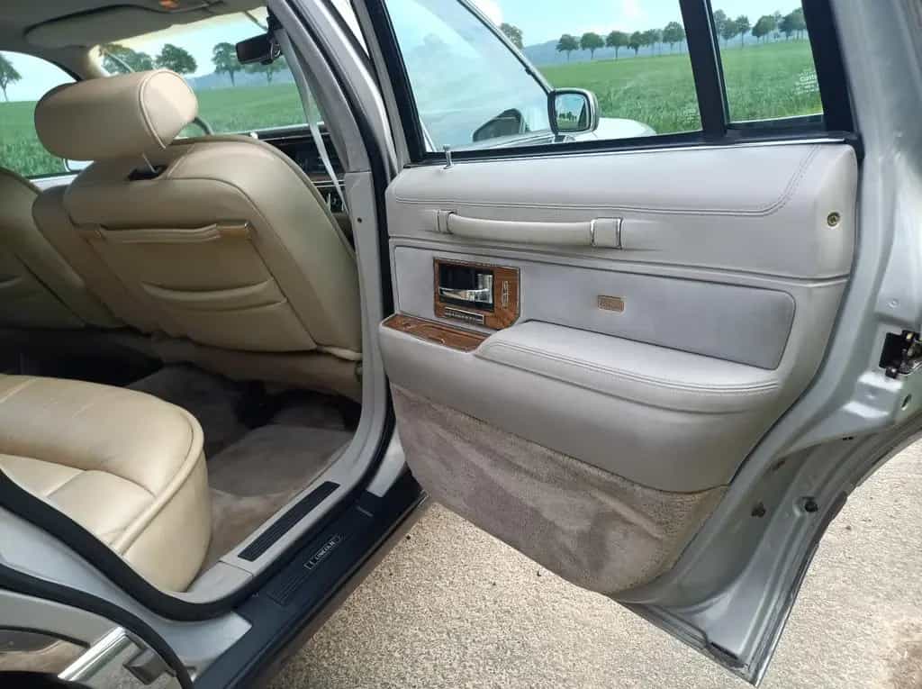 Lincoln Town Car Cartier 1990 5.0 V8, rostfrei, H-Kennz 07/1990-photo-9
