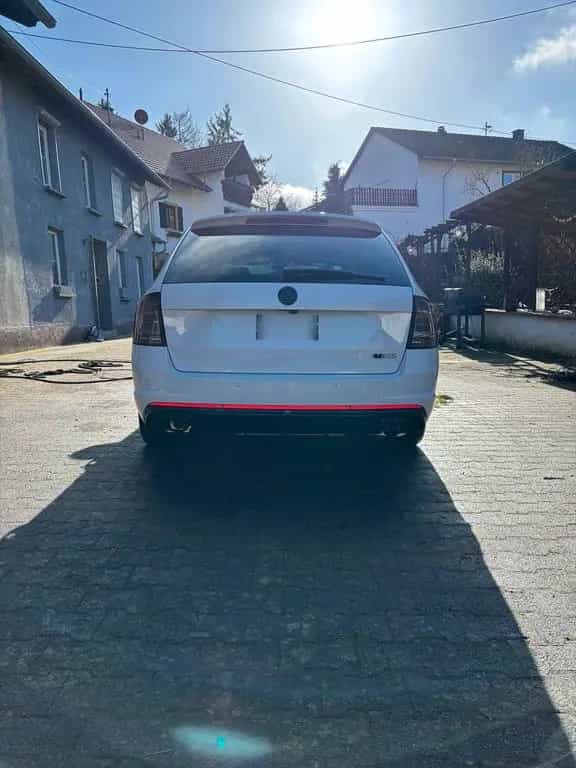 Skoda Octavia RS 02/2018-photo-2