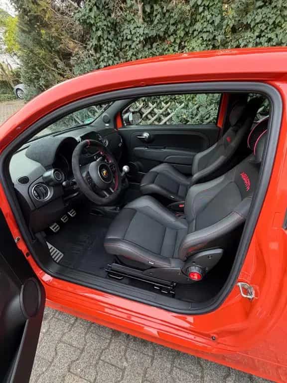Abarth 695 1.4 T-Jet 16V Competizione 09/2023-photo-10