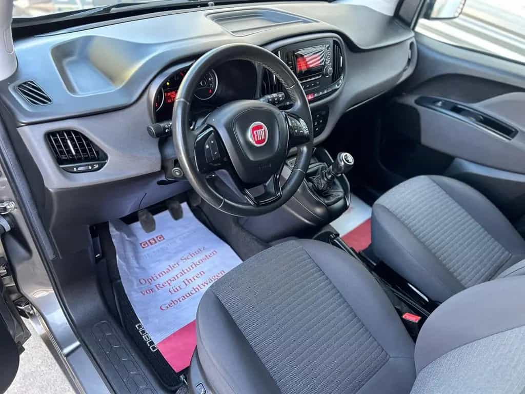 Fiat Doblo 1.4 Lounge/I.HD/TEMP/PDC/SHZ/MFL/5SITZER 06/2017-photo-11