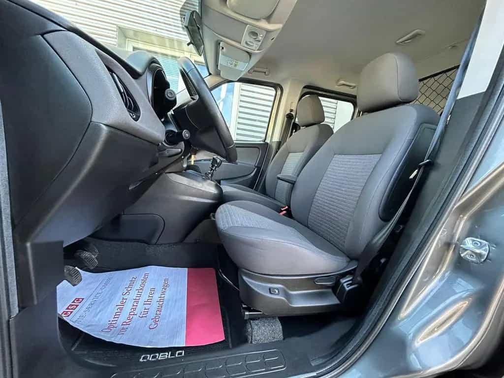 Fiat Doblo 1.4 Lounge/I.HD/TEMP/PDC/SHZ/MFL/5SITZER 06/2017-photo-14
