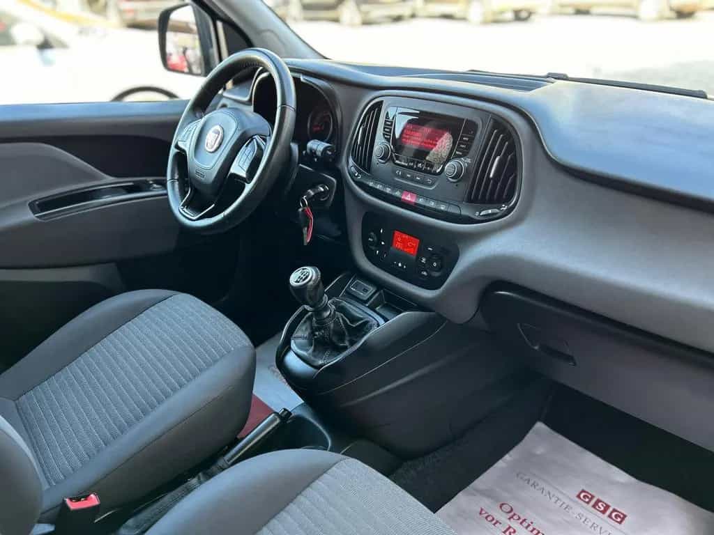 Fiat Doblo 1.4 Lounge/I.HD/TEMP/PDC/SHZ/MFL/5SITZER 06/2017-photo-17
