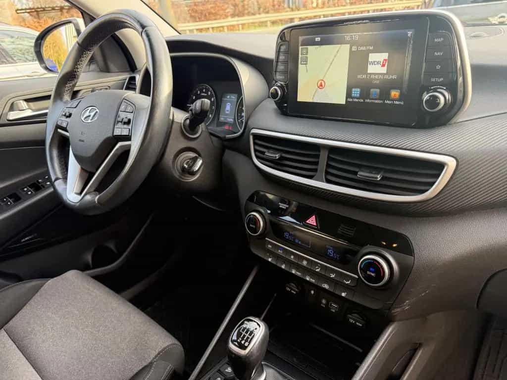 Hyundai Tucson Trend AHK/ Xenon/ Rückfahrk. 02/2019-photo-15