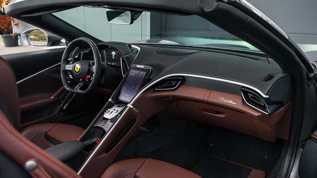 Ferrari Roma Spider 03/2025-photo-11