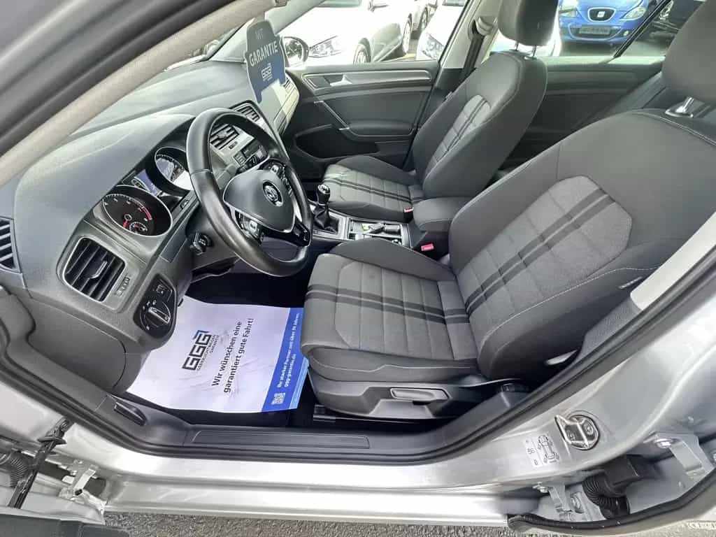 Volkswagen Golf VII Lim. 1.4TSI SitzHz PDC Keyless 1.Hand 02/2013-photo-11