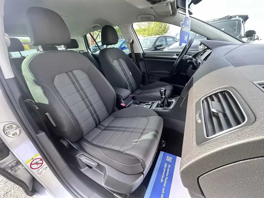 Volkswagen Golf VII Lim. 1.4TSI SitzHz PDC Keyless 1.Hand 02/2013-photo-13