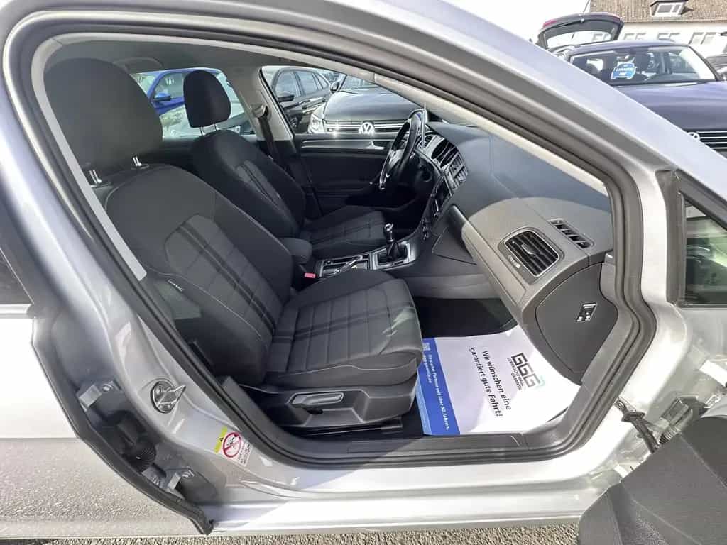 Volkswagen Golf VII Lim. 1.4TSI SitzHz PDC Keyless 1.Hand 02/2013-photo-14