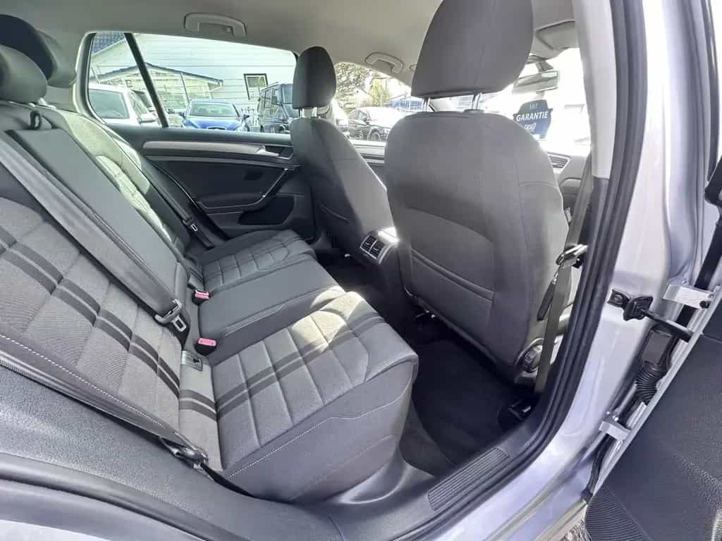 Volkswagen Golf VII Lim. 1.4TSI SitzHz PDC Keyless 1.Hand 02/2013-photo-18