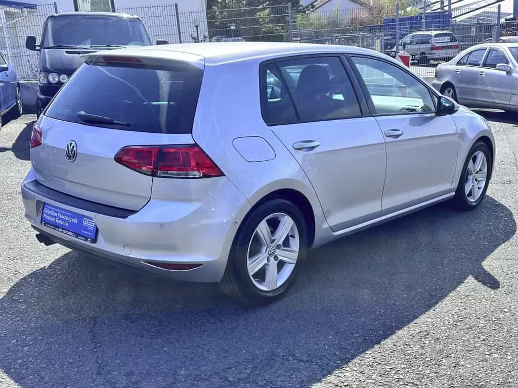 Volkswagen Golf VII Lim. 1.4TSI SitzHz PDC Keyless 1.Hand 02/2013-photo-5