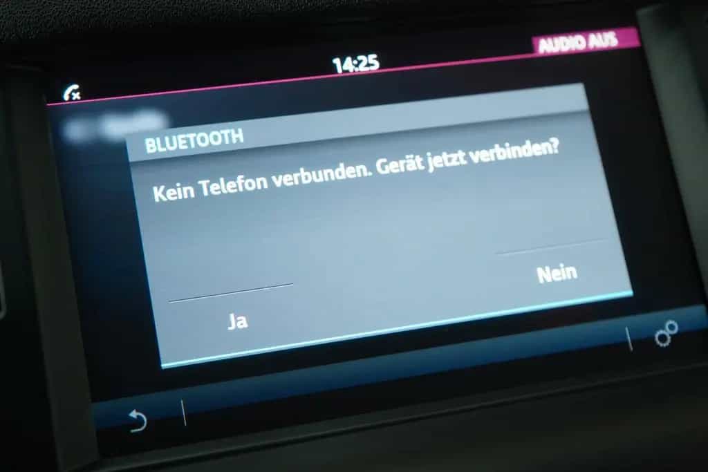 Land Rover Discovery Sport SE AWD*2.Hand*Kamera*AHK*LED* 05/2017-photo-23
