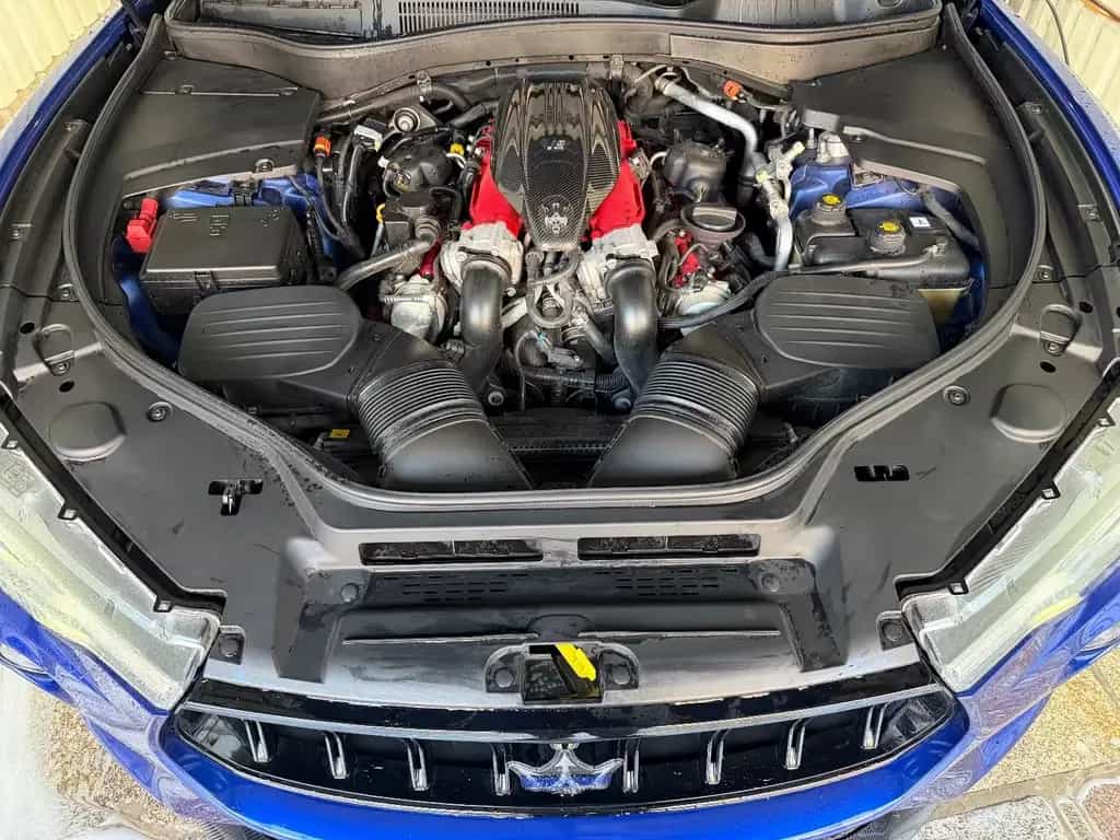 Maserati Levante Trofeo Q4 3.8 V8 Alcantara ACC Sitzheiz. 07/2020-photo-12