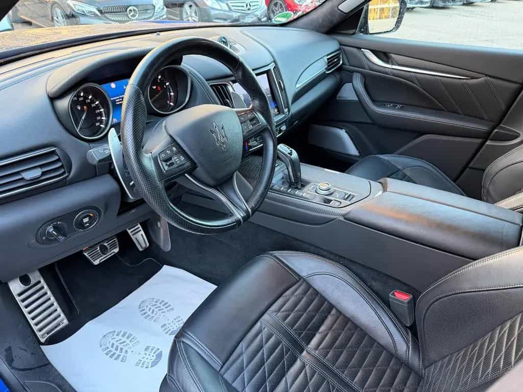 Maserati Levante Trofeo Q4 3.8 V8 Alcantara ACC Sitzheiz. 07/2020-photo-13
