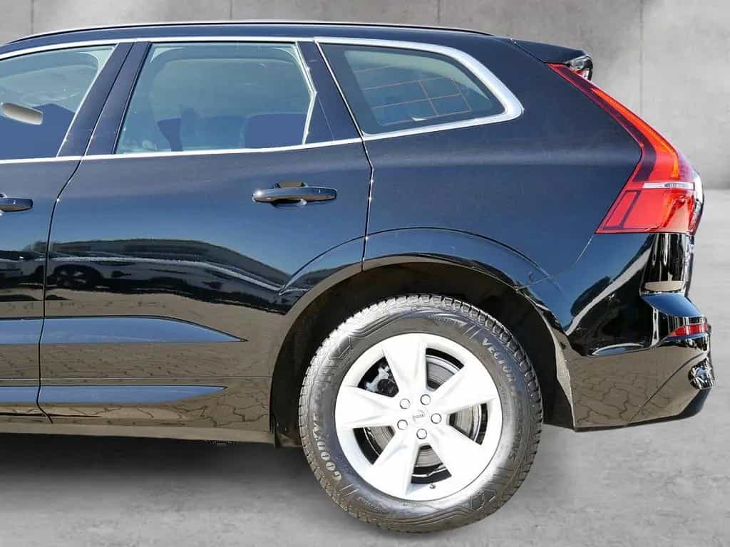 Volvo XC60 B4 Momentum Pro AWD KLIMA SHZ KAMERA AHK 04/2022-photo-2