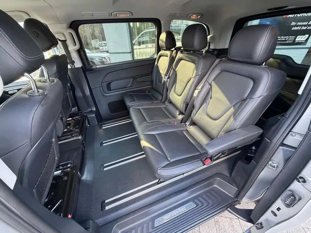 Mercedes-Benz V-Class V 250d EDITION 4MATIC kompakt*Standheizung*R-Kam 12/2018-photo-13
