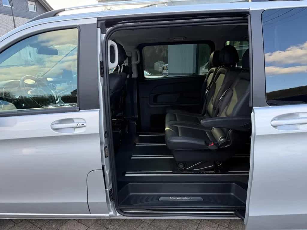 Mercedes-Benz V-Class V 250d EDITION 4MATIC kompakt*Standheizung*R-Kam 12/2018-photo-15