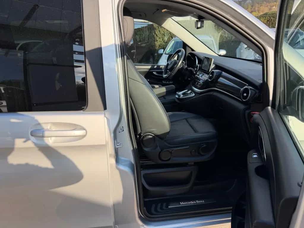 Mercedes-Benz V-Class V 250d EDITION 4MATIC kompakt*Standheizung*R-Kam 12/2018-photo-22
