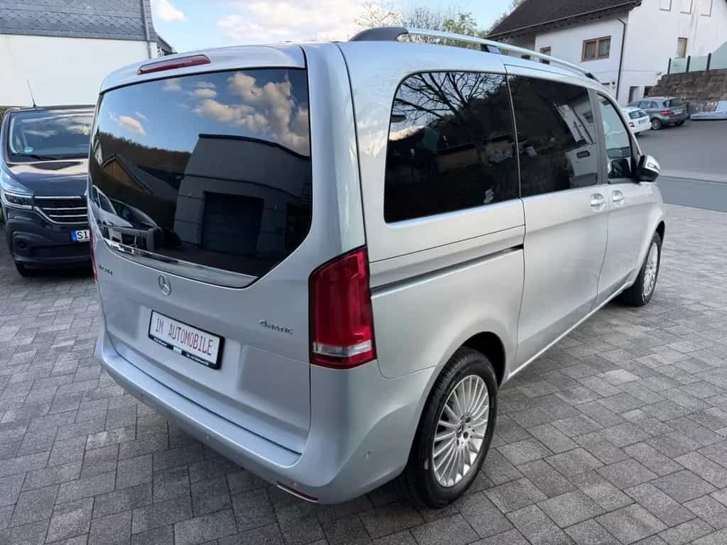 Mercedes-Benz V-Class V 250d EDITION 4MATIC kompakt*Standheizung*R-Kam 12/2018-photo-7