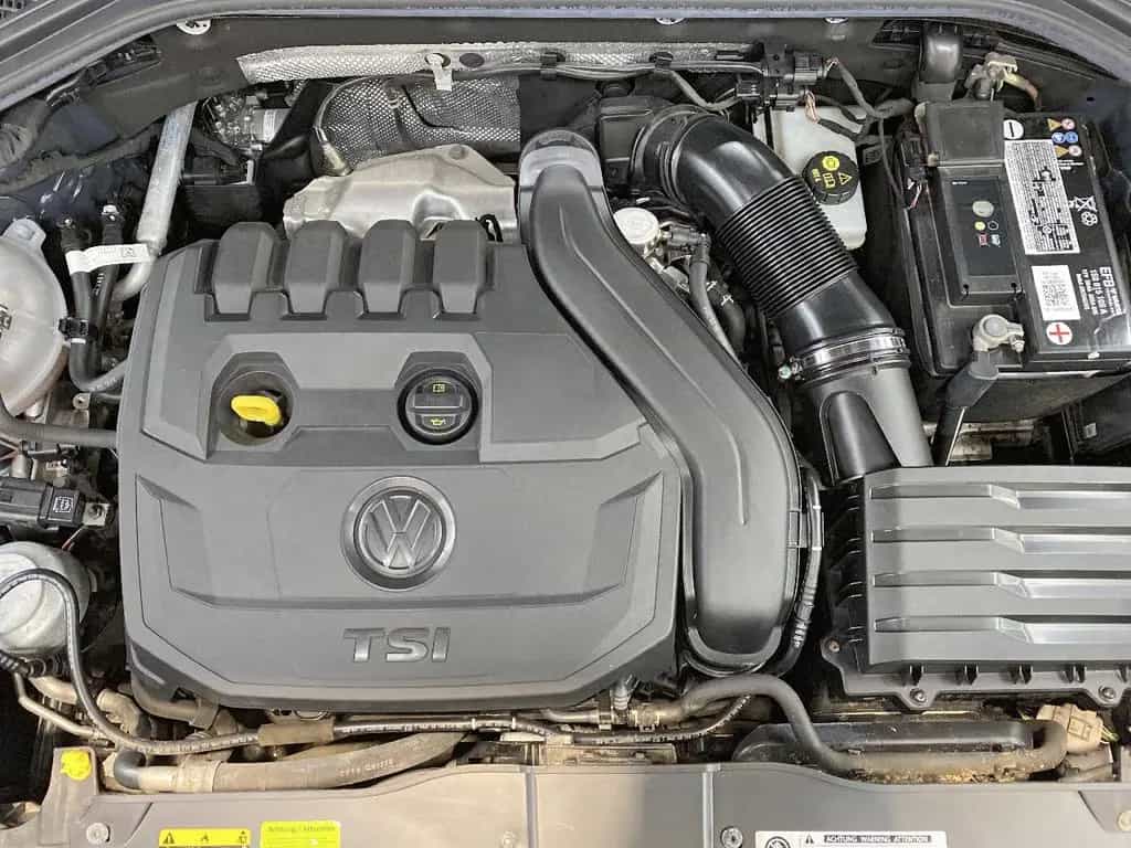 Volkswagen T-Roc Sport 1.5 TSI LED+NAVI+ACC+PDC+KAMERA 07/2018-photo-17