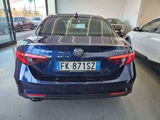 Alfa Romeo Giulia 2.2 t Super 150cv / AUTOMATICO 06/2017-photo-3
