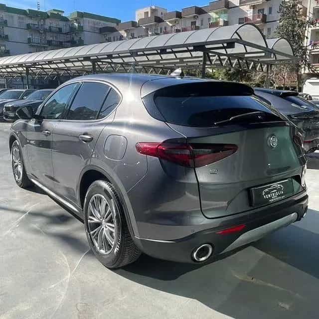 Alfa Romeo Stelvio ROMEO - Stelvio - 190 CV AT8 Q4 Exec. 04/2019-photo-3