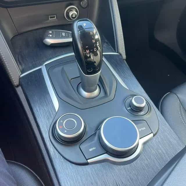 Alfa Romeo Stelvio ROMEO - Stelvio - 190 CV AT8 Q4 Exec. 04/2019-photo-8
