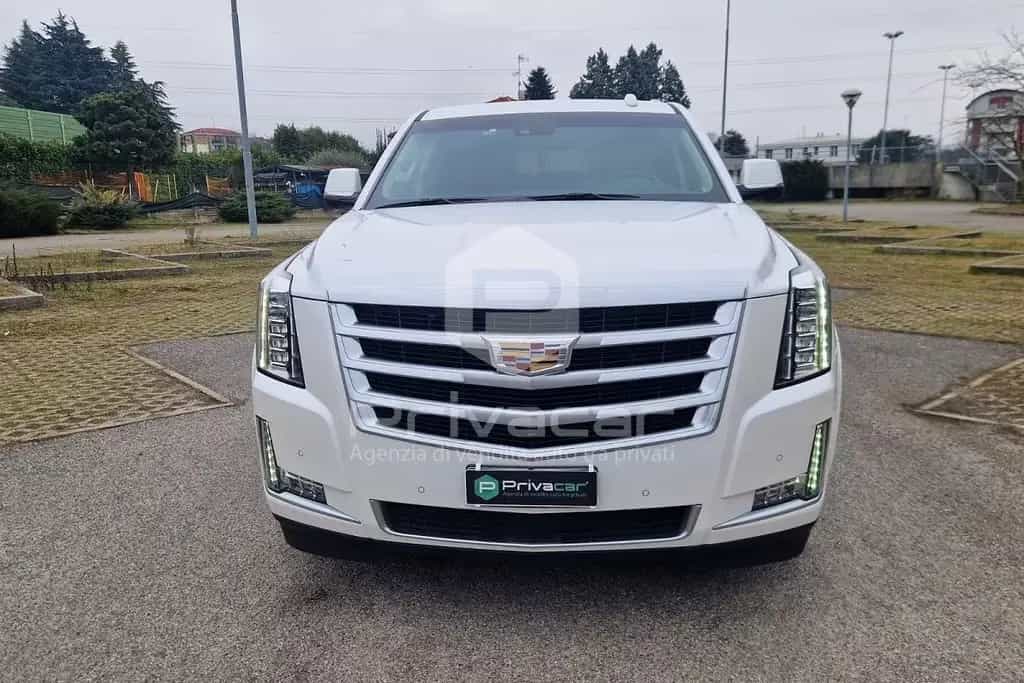 Cadillac Escalade CADILLAC Escalade 6.2L V8 AT AWD Premium 07/2018-photo-1