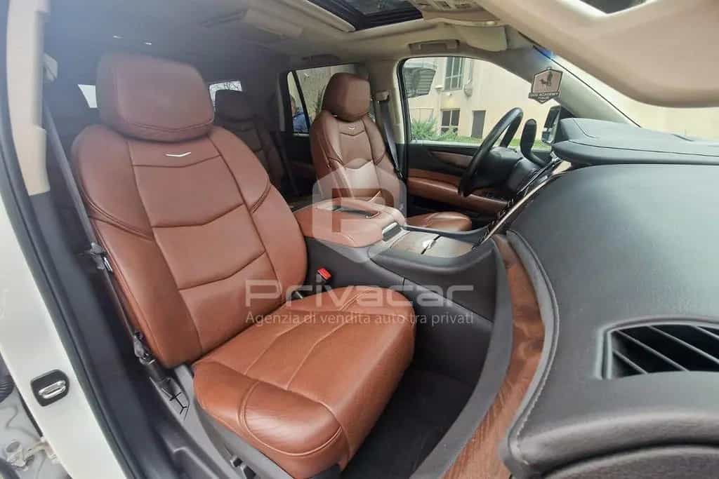 Cadillac Escalade CADILLAC Escalade 6.2L V8 AT AWD Premium 07/2018-photo-10