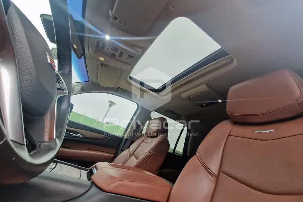 Cadillac Escalade CADILLAC Escalade 6.2L V8 AT AWD Premium 07/2018-photo-13