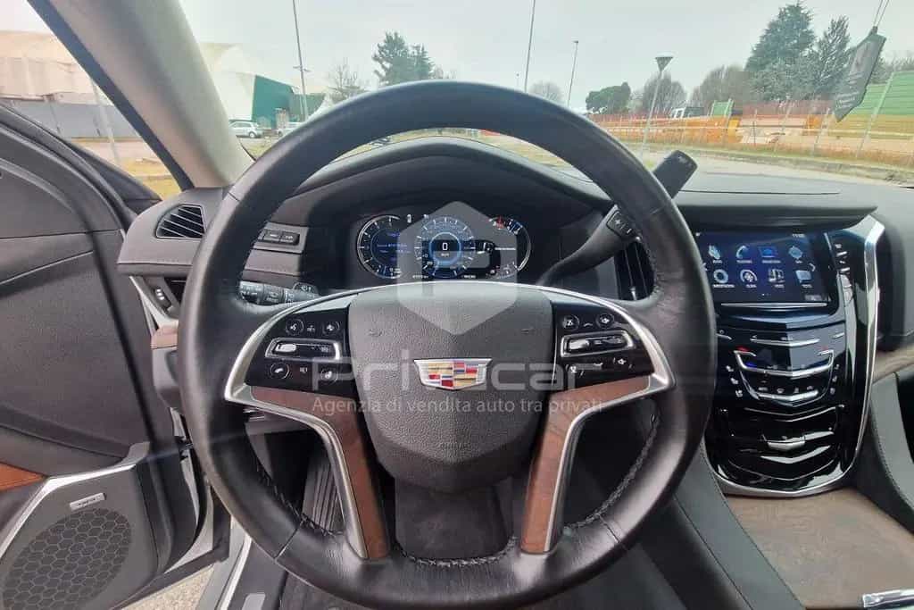 Cadillac Escalade CADILLAC Escalade 6.2L V8 AT AWD Premium 07/2018-photo-14
