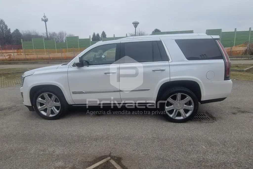 Cadillac Escalade CADILLAC Escalade 6.2L V8 AT AWD Premium 07/2018-photo-7