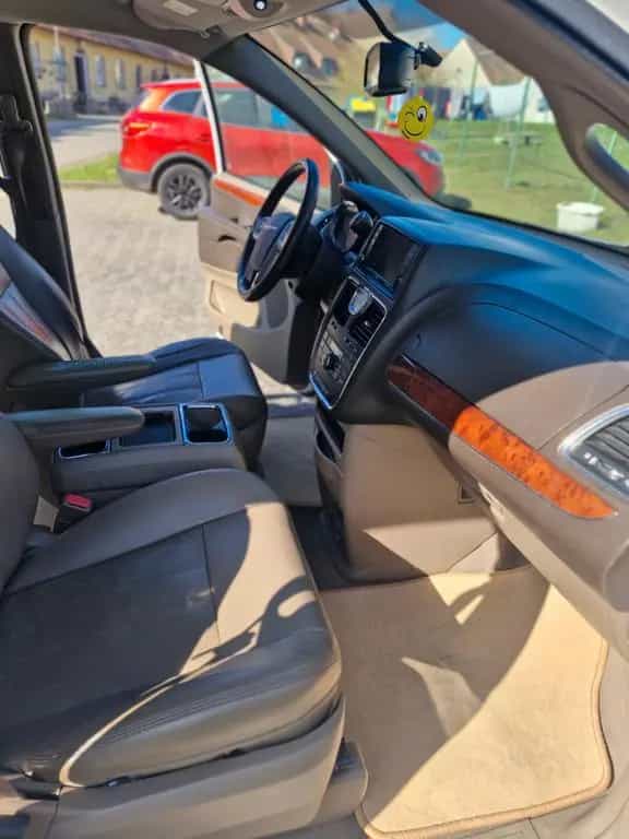 Chrysler Town and Country LPG 3,6L 02/2012-photo-11