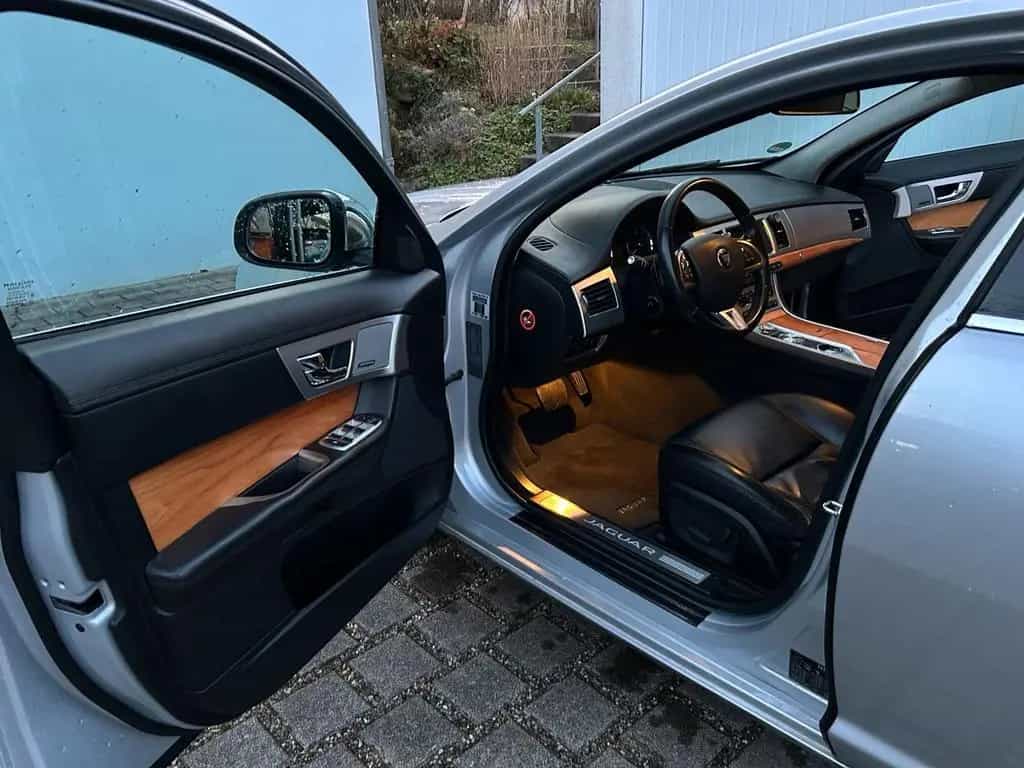 Jaguar XF | 3.0L V6 03/2013-photo-8