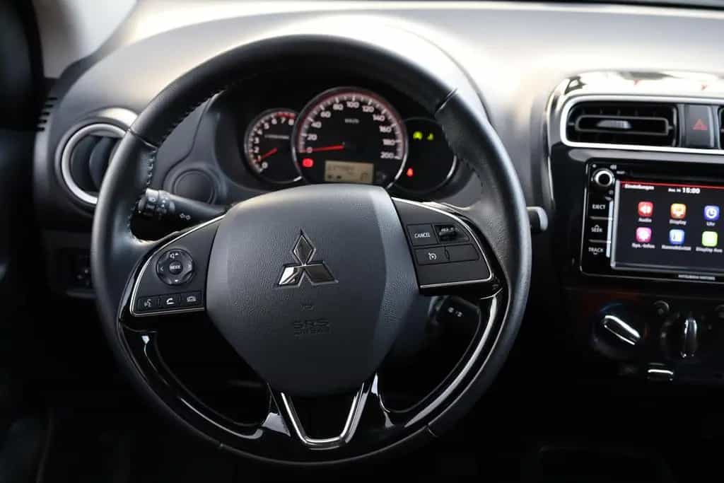 Mitsubishi Space Star 1.2 Top Navi Tempomat Sitzheizung DAB 11/2021-photo-10