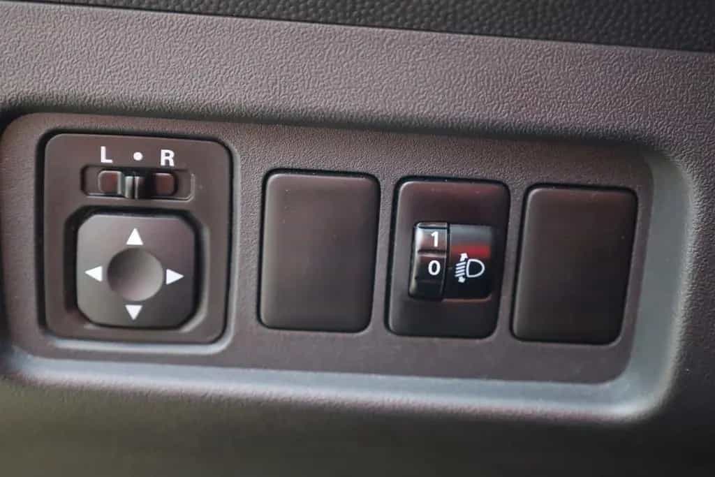 Mitsubishi Space Star 1.2 Top Navi Tempomat Sitzheizung DAB 11/2021-photo-11