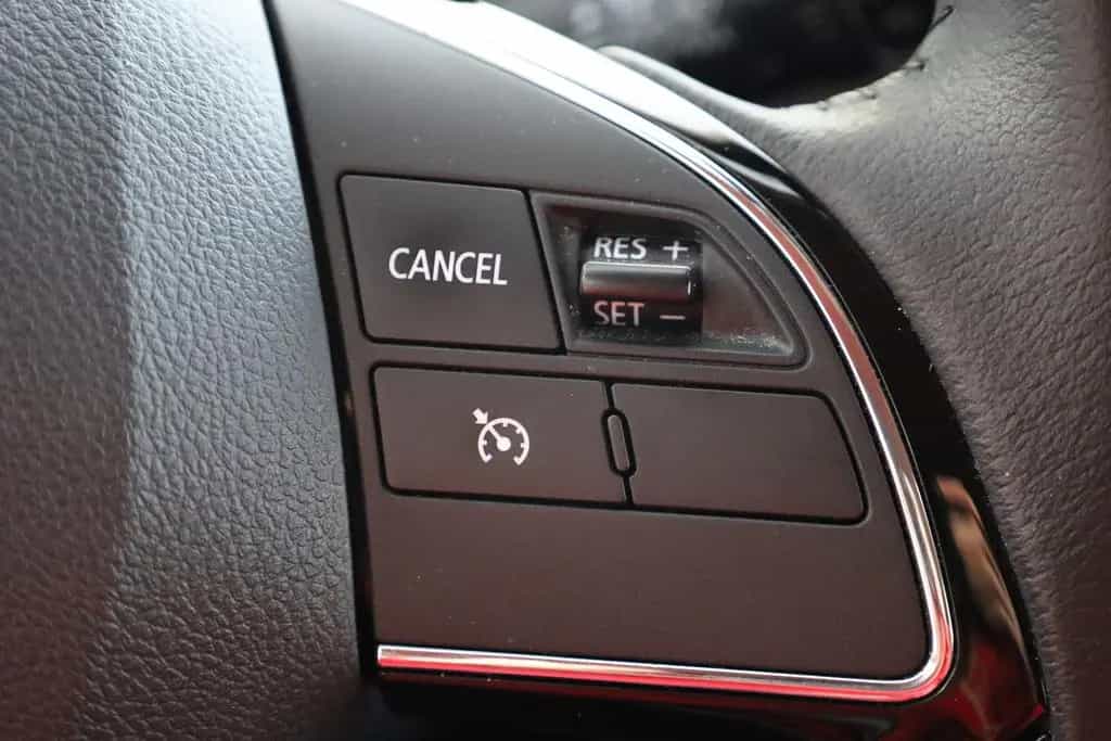 Mitsubishi Space Star 1.2 Top Navi Tempomat Sitzheizung DAB 11/2021-photo-13