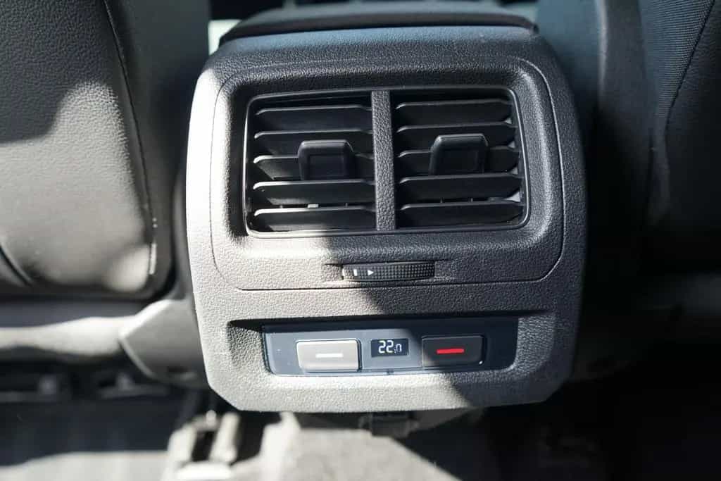 Volkswagen Touran 1.5 TSI DSG R-line LED Navi ACC 7-Sitzer 11/2019-photo-10