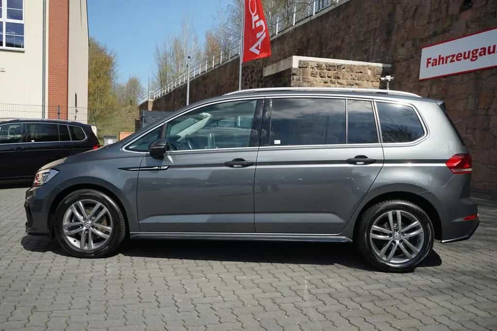 Volkswagen Touran 1.5 TSI DSG R-line LED Navi ACC 7-Sitzer 11/2019-photo-2