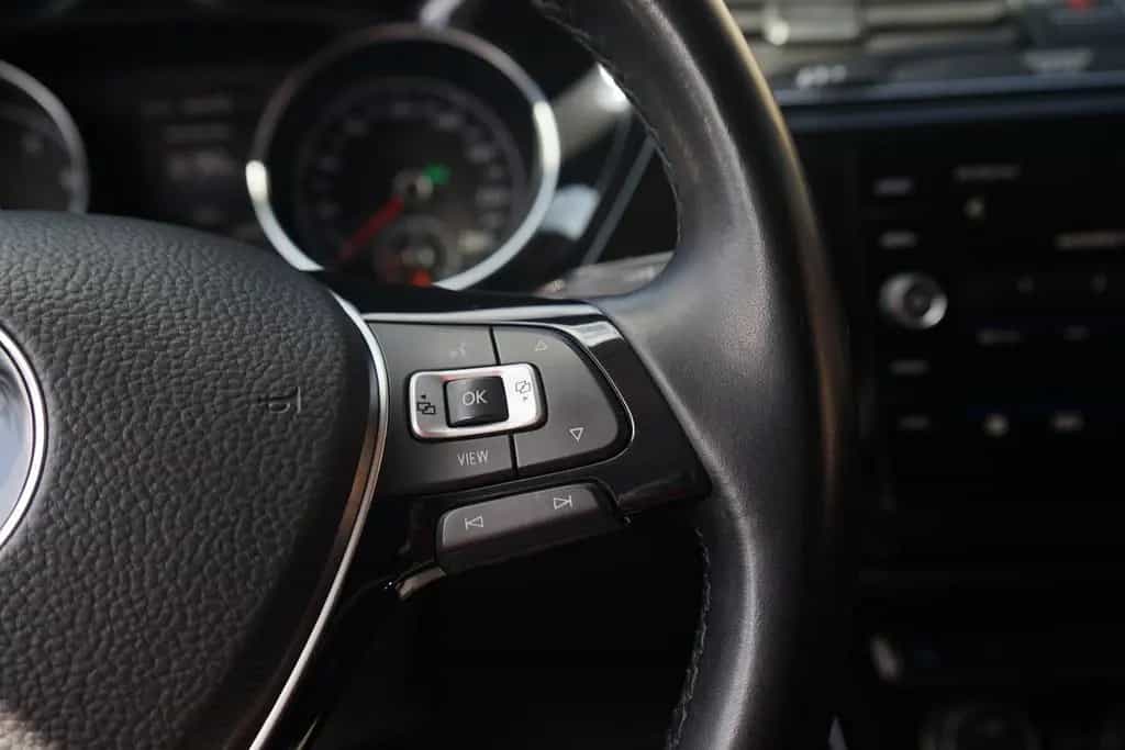 Volkswagen Touran 1.5 TSI DSG R-line LED Navi ACC 7-Sitzer 11/2019-photo-21