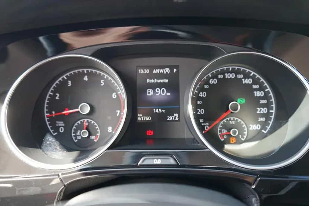 Volkswagen Touran 1.5 TSI DSG R-line LED Navi ACC 7-Sitzer 11/2019-photo-22