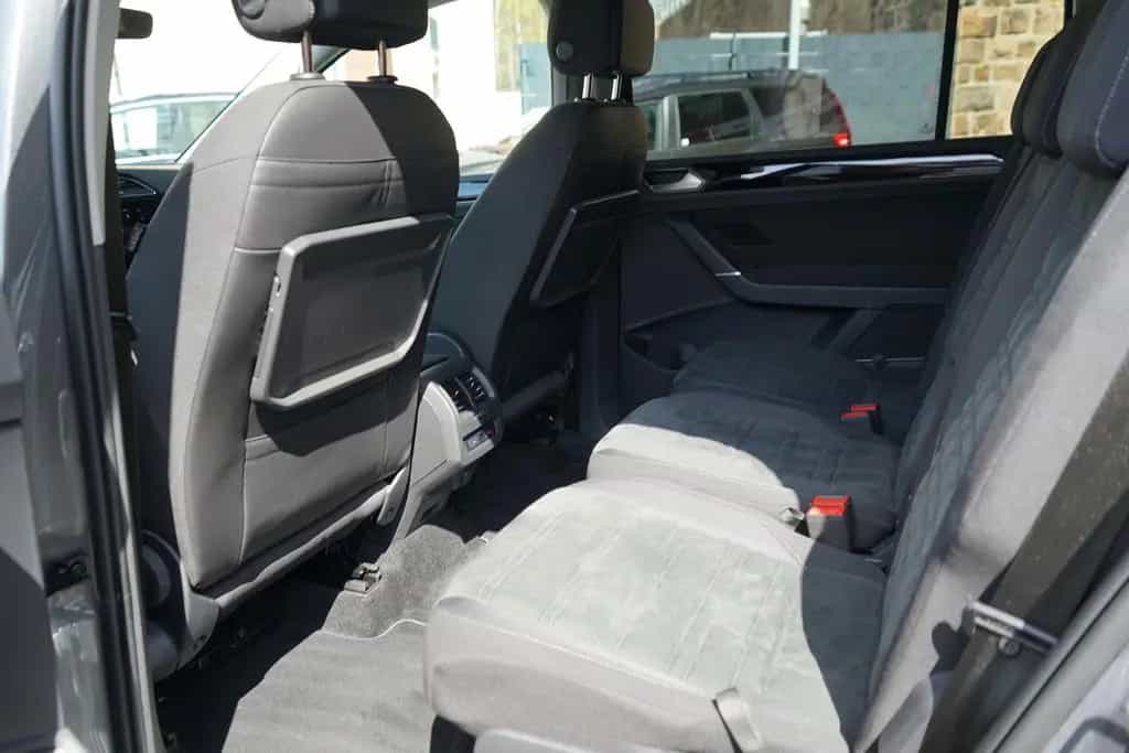 Volkswagen Touran 1.5 TSI DSG R-line LED Navi ACC 7-Sitzer 11/2019-photo-9
