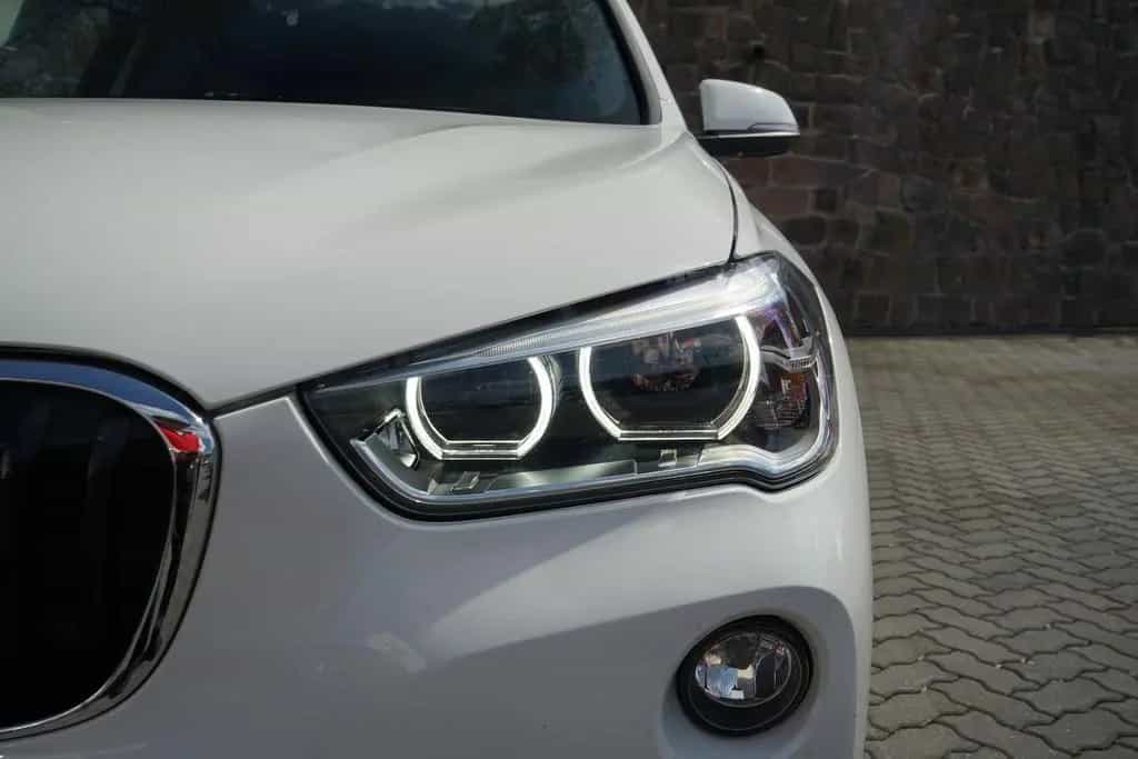 BMW X1 sDrive 18i LED Navi Sitzheizung AHK PDC Leder 05/2017-photo-32