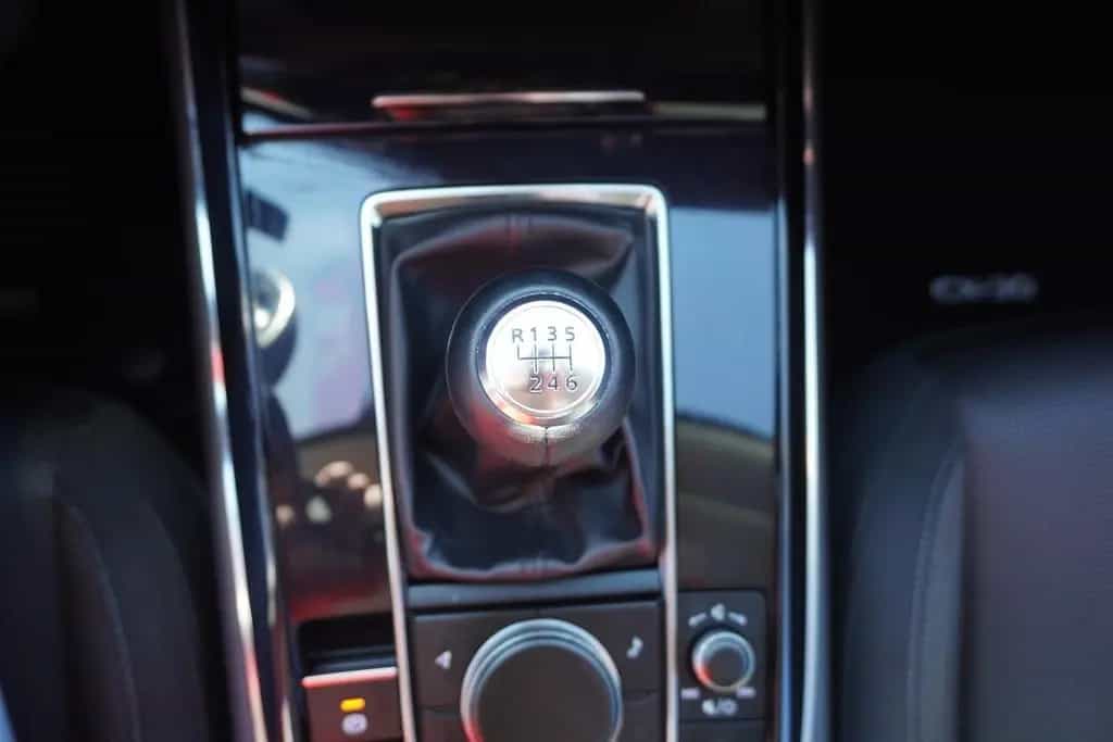 Mazda CX-30 2.0 Skyactiv-X Selection Navi ACC LED Bose 02/2022-photo-17