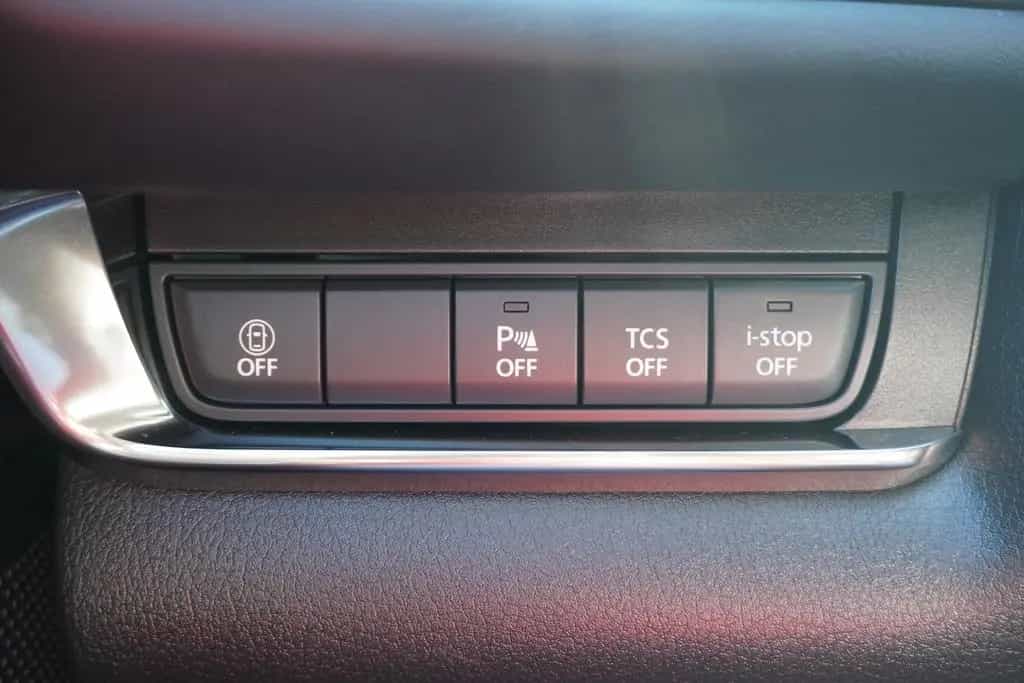 Mazda CX-30 2.0 Skyactiv-X Selection Navi ACC LED Bose 02/2022-photo-24